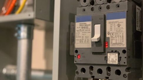 Common Question Answer of Moulded Case Circuit Breakers