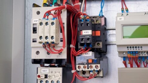 Düşük voltajın elektrik motoru üzerindeki etkisi nedir?