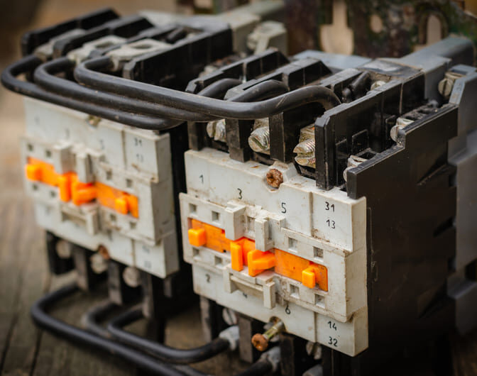 Tổng hợp thông tin AC contactor - So sánh với DC contactor