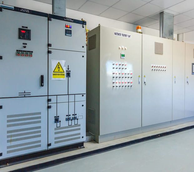 Tủ điện xử lý nước thải: Cấu tạo, chức năng và phân loại