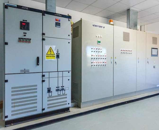 Tủ điện xử lý nước thải: Cấu tạo, chức năng và phân loại