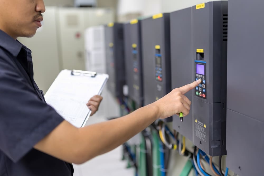 İnvertör Elektrik Panosu Nedir? İşlevleri ve Sınıflandırması