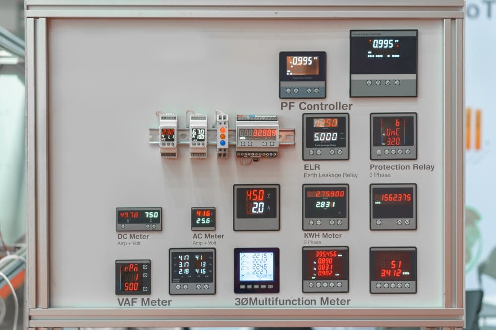 What is a Capacitor Controller? Functions and instructions for use