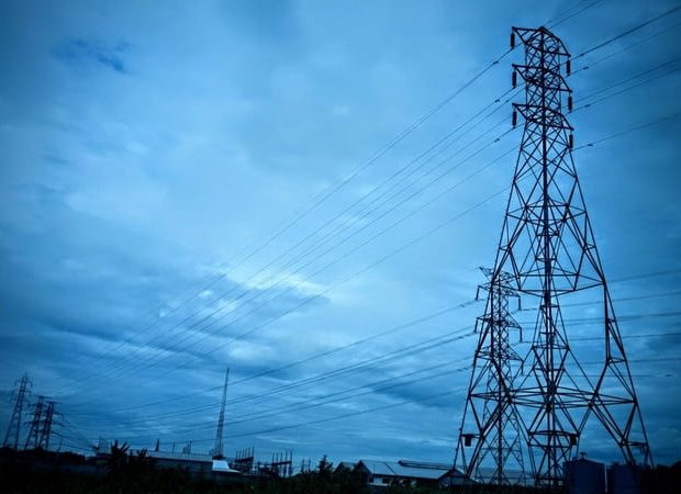 Điện cao thế là gì? Phân biệt với điện trung thế, hạ thế