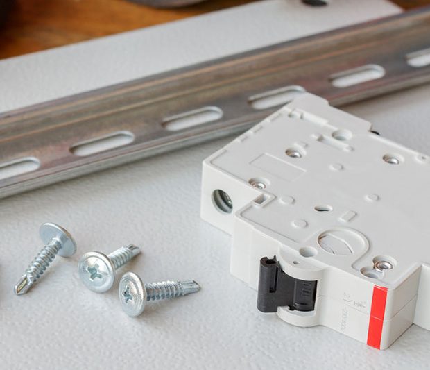 Những thông tin cần biết về DIN Rail
