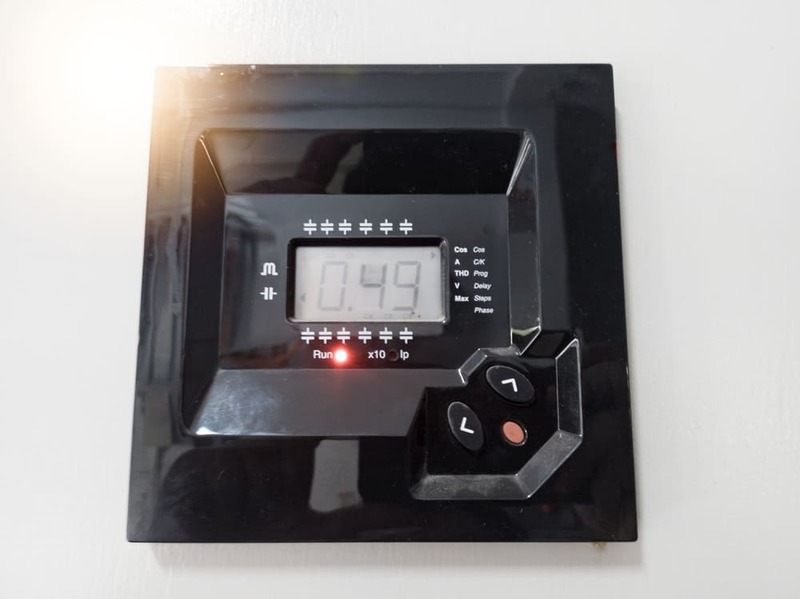 What is a Capacitor Controller