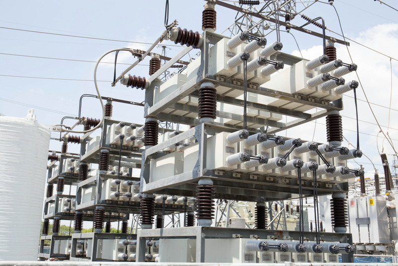 What is a compensating capacitor 7