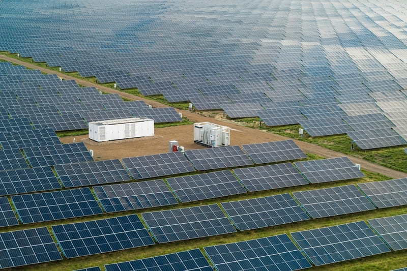 he thong nang luong tai tao va pin luu tru