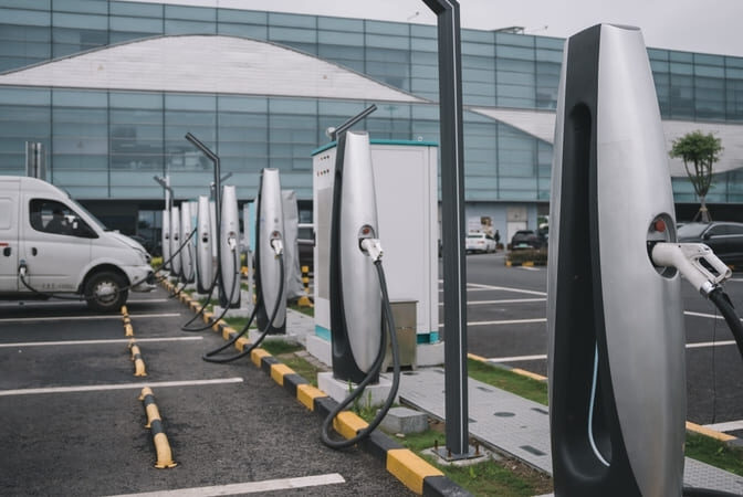 Giải pháp lựa chọn thiết bị cho trạm sạc công suất lớn từ BTB Electric