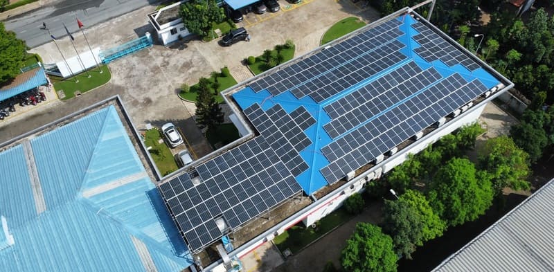 tram sac quang dien solarev 2