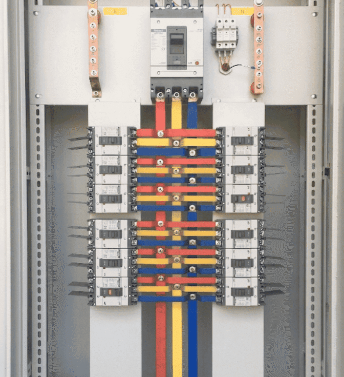 Vì sao xảy ra hiện tượng cắt không chọn lọc giữa MCCB tổng và nhánh khi có sự cố?